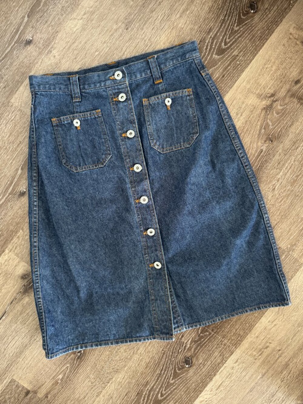 Vtg 90s Nevada Jeanswear stonewashed indigo denim button-up a-line midi skirt M